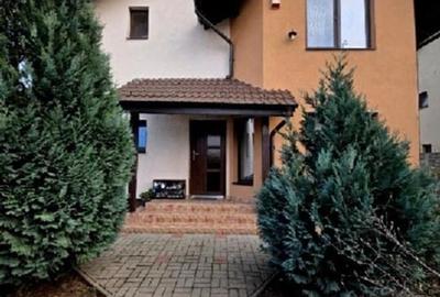 Proprietar vand casa individuala cu 4 camere si teren de 820 mp - Dumbravita - 15