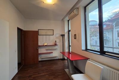 Casă individuală cu 8 camere cu Canalizare în Cotroceni - 7