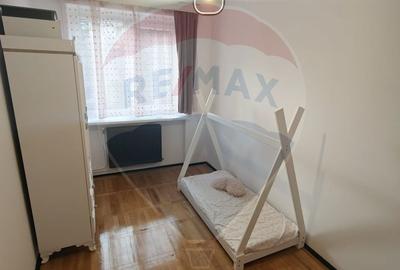 Apartament cu 3 camere, mobilat în Central - 9