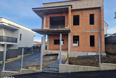 Casă cu 4 camere cu Teren 400 Mp în Apahida - 2