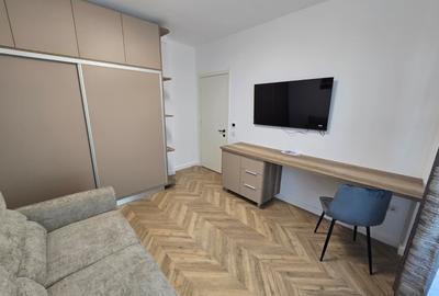 Apartament cu 3 camere decomandat în Galata - 6