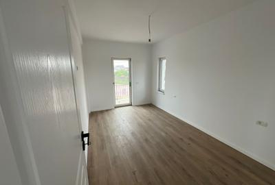 Vilă in Miroslava - arhitectura moderna, finisaje premium, la strada principala - 7