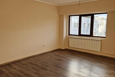 Husi-central, pret neg, apartament liber, 3 camere RENOVAT - 5