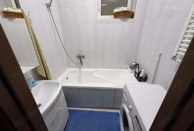 Apartament de vanzare cu 2 camere in zona Titan - 3
