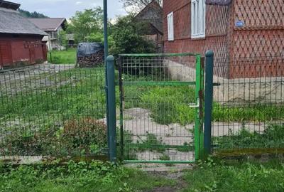 Casă cu 4 camere cu Teren 10 Mp în Moisei - 1