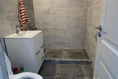 Apartament cu 3 camere decomandat în Central - 9