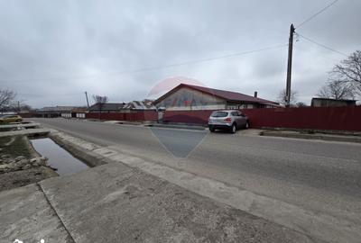 Casă cu 3 camere cu Teren 1000 Mp în Țifești - 2