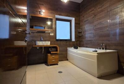 Casă individuală cu 6 camere cu Garaj în Iancu Nicolae - 16