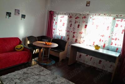 Apartament cu 3 camere decomandat în Tomești - 1