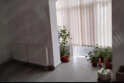 Spațiu comercial, de 84 mp, în Central - 2
