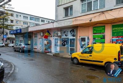 Spa?iu comercial de 53 mp de inchiriat, Str. Alecu Russo - 14