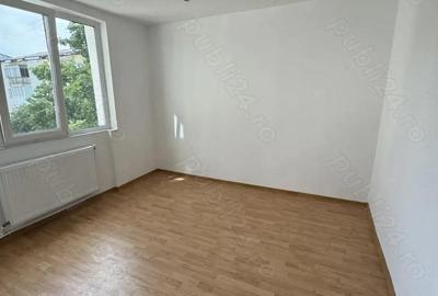 Apartament cu 3 camere decomandat în Central - 8