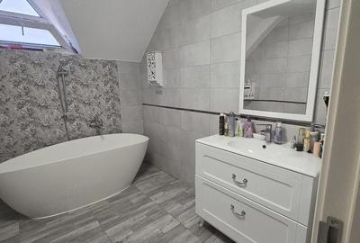 Apartament cu 4 camere decomandat, mobilat în Central - 7