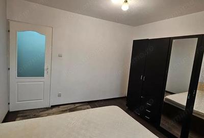 Decomandat, model mare la etaj 3 cu centrala propie - 2