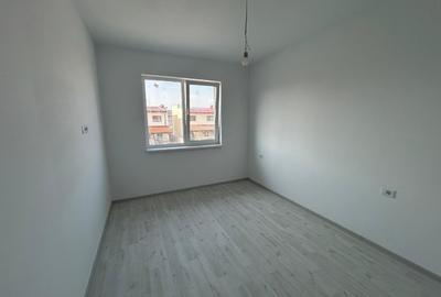 Duplex cu 3 camere cu Teren 3500 Mp în Covaci - 10