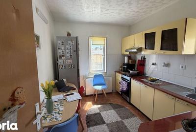 Casă cu 4 camere cu Teren 106 Mp în Central - 10