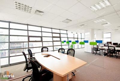 Spațiu comercial, de 72 mp, în Central - 4