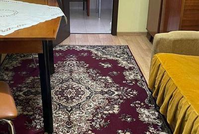 Apartament cu 3 camere semidecomandat în Poarta 6 - 4