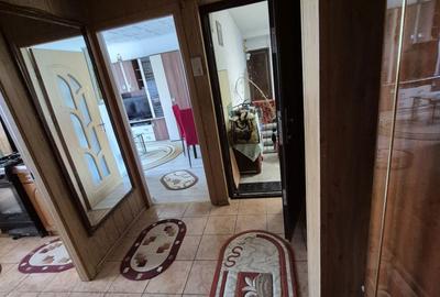 Apartament cu 2 camere decomandat în Poarta 6 - 8