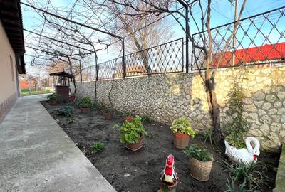 Casa Tuzla – 2 Constructii Individuale – 9 camere – 811mp teren - 3