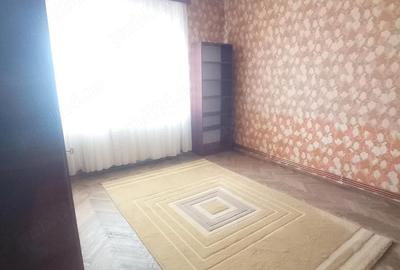 Apartament cu 3 camere decomandat în Central - 6
