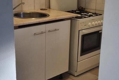 Garsonieră semidecomandată în Titan