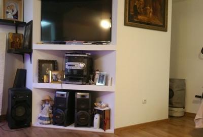 CASA CENTRUL ISTORIC- SINGUR IN CURTE CU MAI MULTE APARTAMENTE - SCHEI - 3