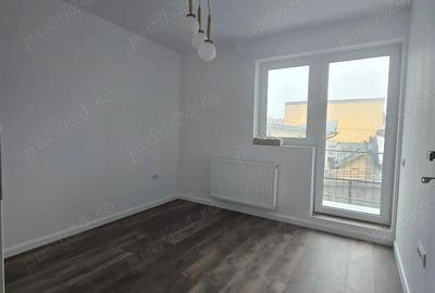 Apartament cu 3 camere decomandat în Seaca - 16