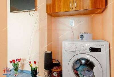 Apartament cu 3 camere semidecomandat, mobilat în Micro 21 - 13