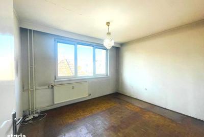 Apartament cu 3 camere semidecomandat în Grigorescu