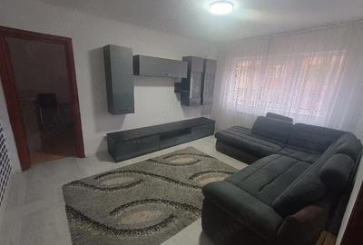 Apartament cu 3 camere semidecomandat în George Enescu - 5