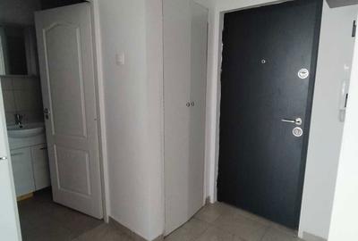 Apartament cu 2 camere decomandat în Circumvalațiunii - 6