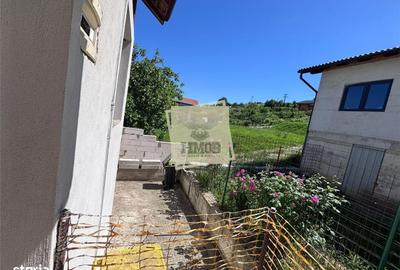 Apartament cu 3 camere decomandat în Șura Mare