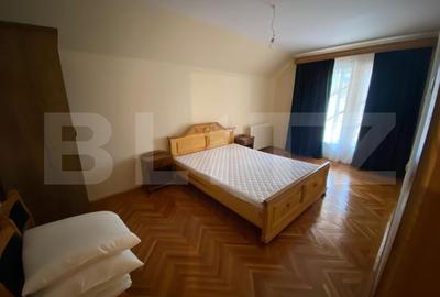 Casă individuală cu 7 camere cu Canalizare în Central - 7