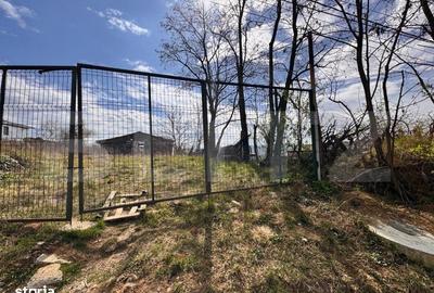 Teren de 1000 mp, în Bârnova
