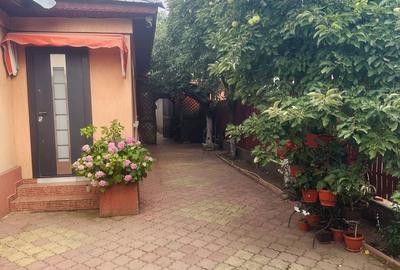 Casă cu 4 camere în Central - 2