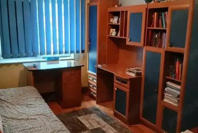 Apartament cu 3 camere decomandat în Central - 2