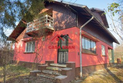Casă individuală cu 4 camere în Breaza