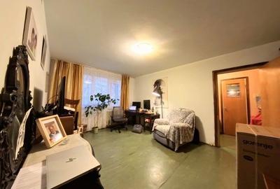 Apartament cu 3 camere semidecomandat în Drumul Taberei - 2