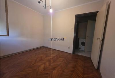 Apartament cu 3 camere semidecomandat în Micro 16 - 3