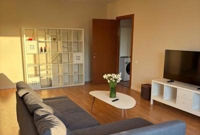 Apartament cu 2 camere semidecomandat, mobilat în Lujerului