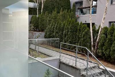 Garsoniera decomandat - zona Grivitei - 6