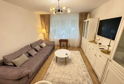 Apartament cu 3 camere decomandat în Șcheia