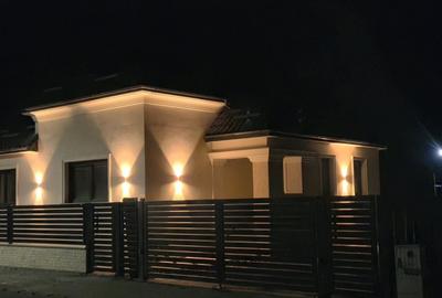 Casă cu 4 camere în Central