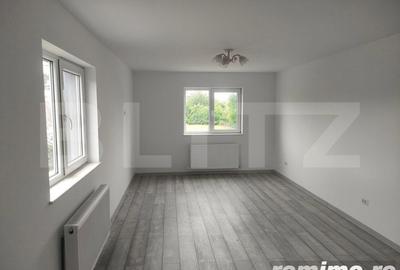 Casă cu 4 camere cu Teren 240 Mp în Central - 8