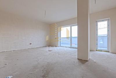 Apartament cu 3 camere semidecomandat în Baciu