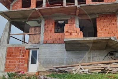 Casa de vacanta cu 6 camere de vanzare Suncuius - 7