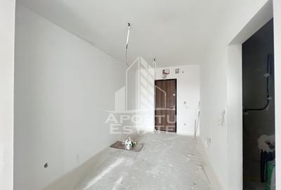 DE VANZARE Apartament 2 camere Zona Torontalului - pozitie excelenta - 4
