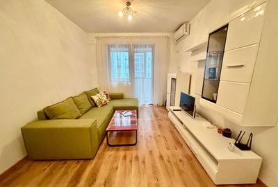 La 2 minute de metrou Mihai Bravu - Apartament de 2 camere decomandat