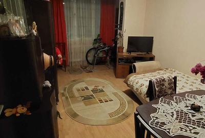 Apartament cu 3 camere decomandat în Central - 2